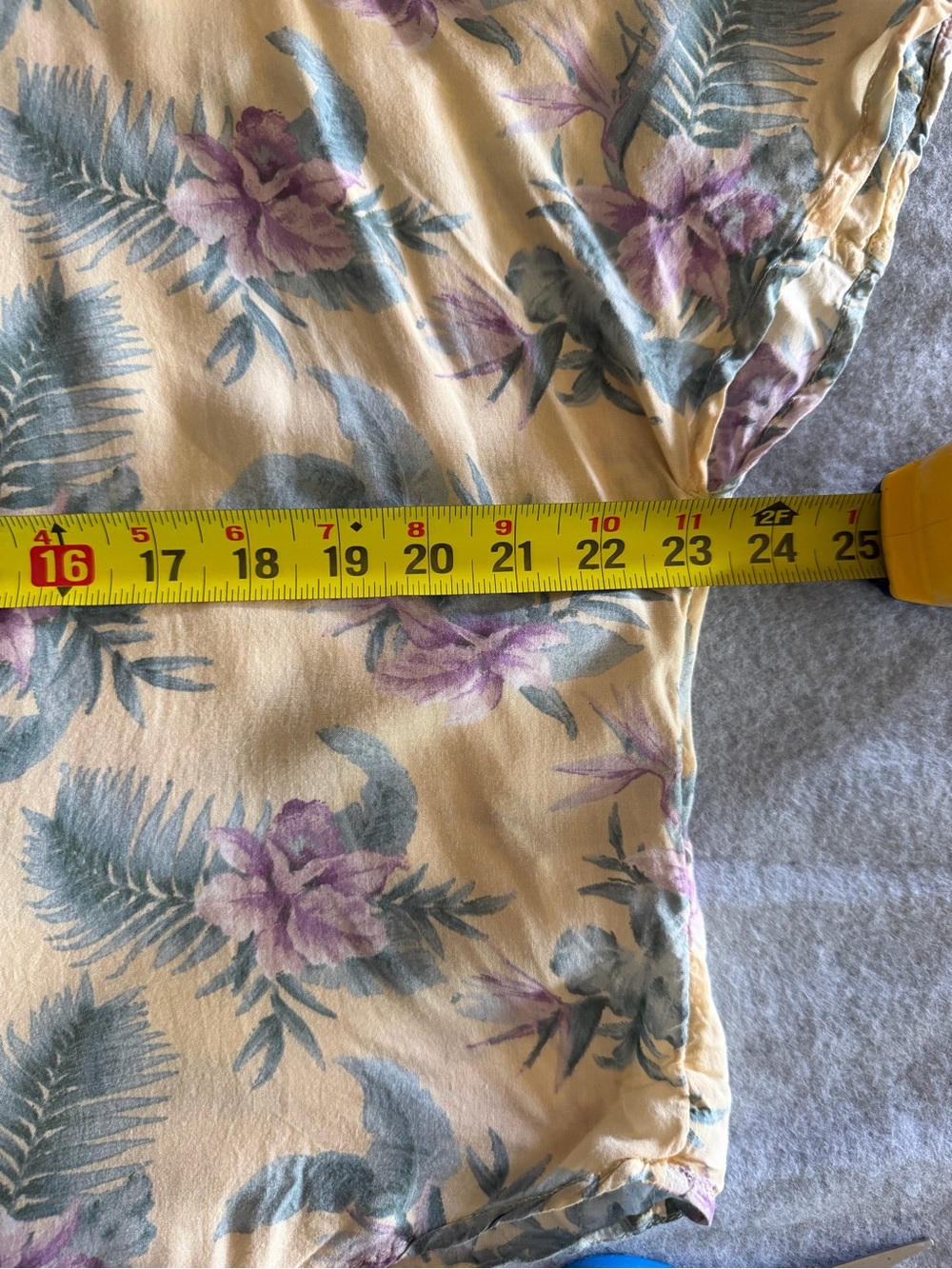 American Eagle Outfitters Cream Floral Button-Front Bodysuit - Picture 6 of 12